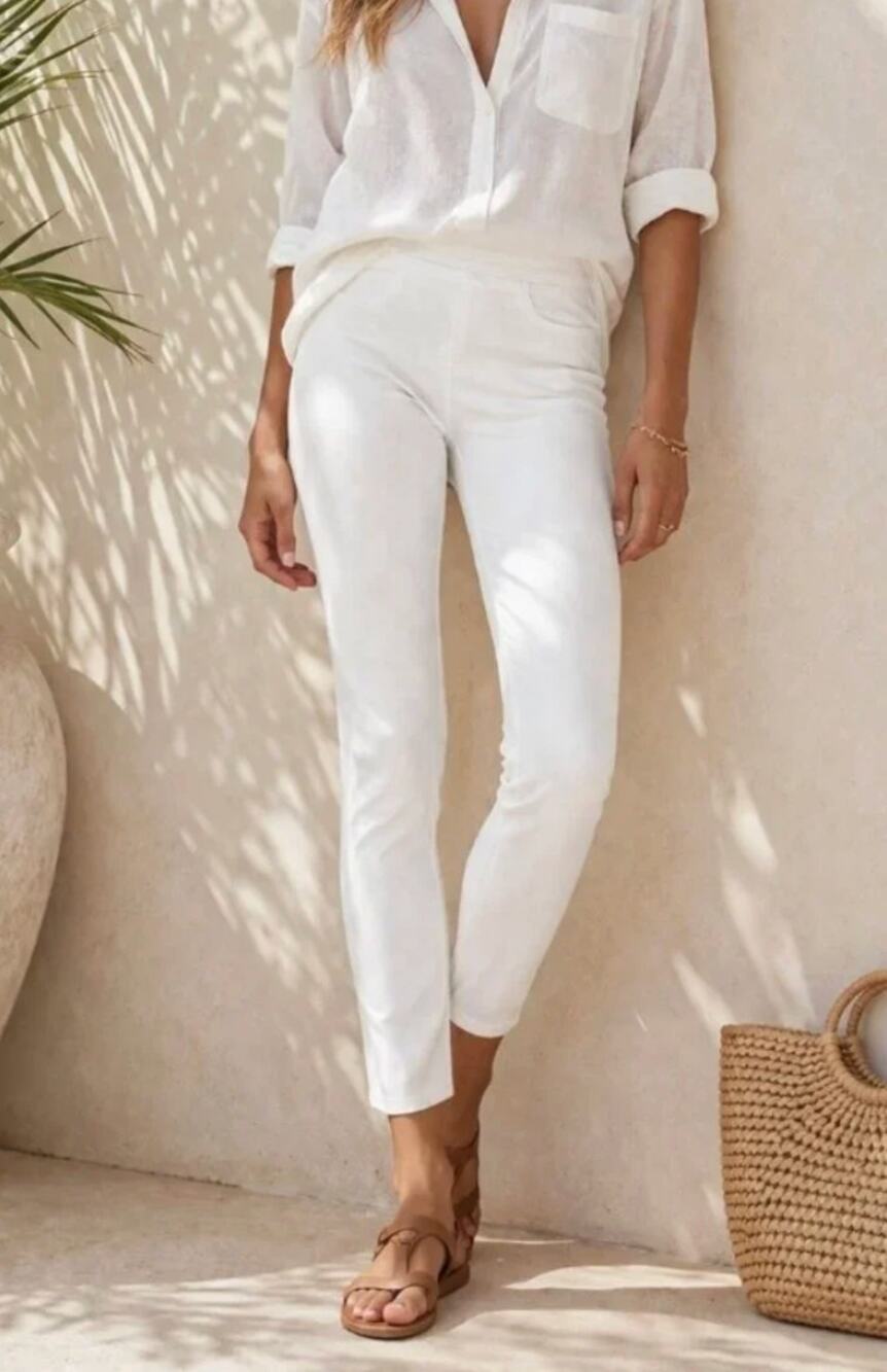 SPANX White Ankle Jean Ish Leggings Medium Pull On Skinny Stretch NWT